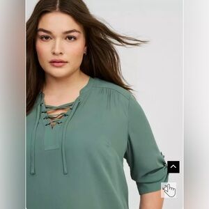 Torrid Harper 3/4 Sleeve Lace Up Blouse, Green, Size 2 (2X 18-20), Gently Used
